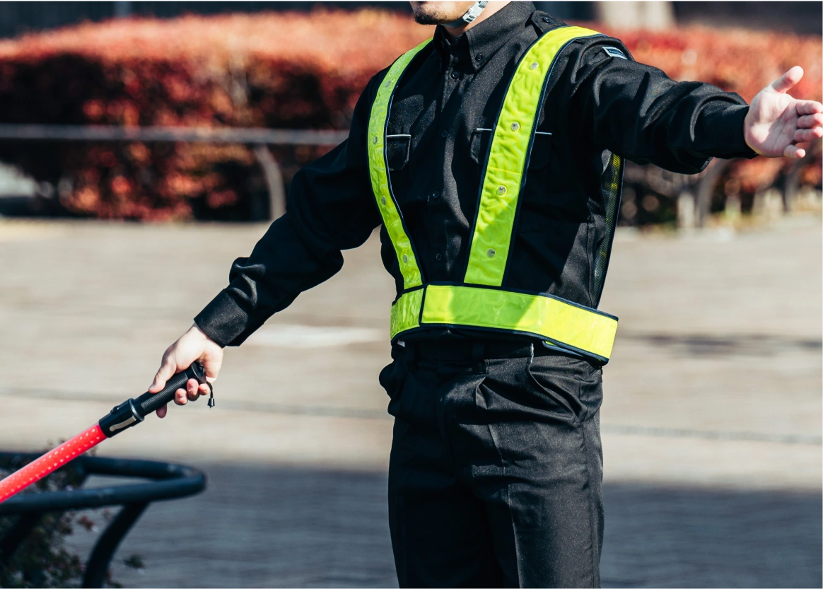 さまざまな現場の交通誘導で安心・安全に努めます